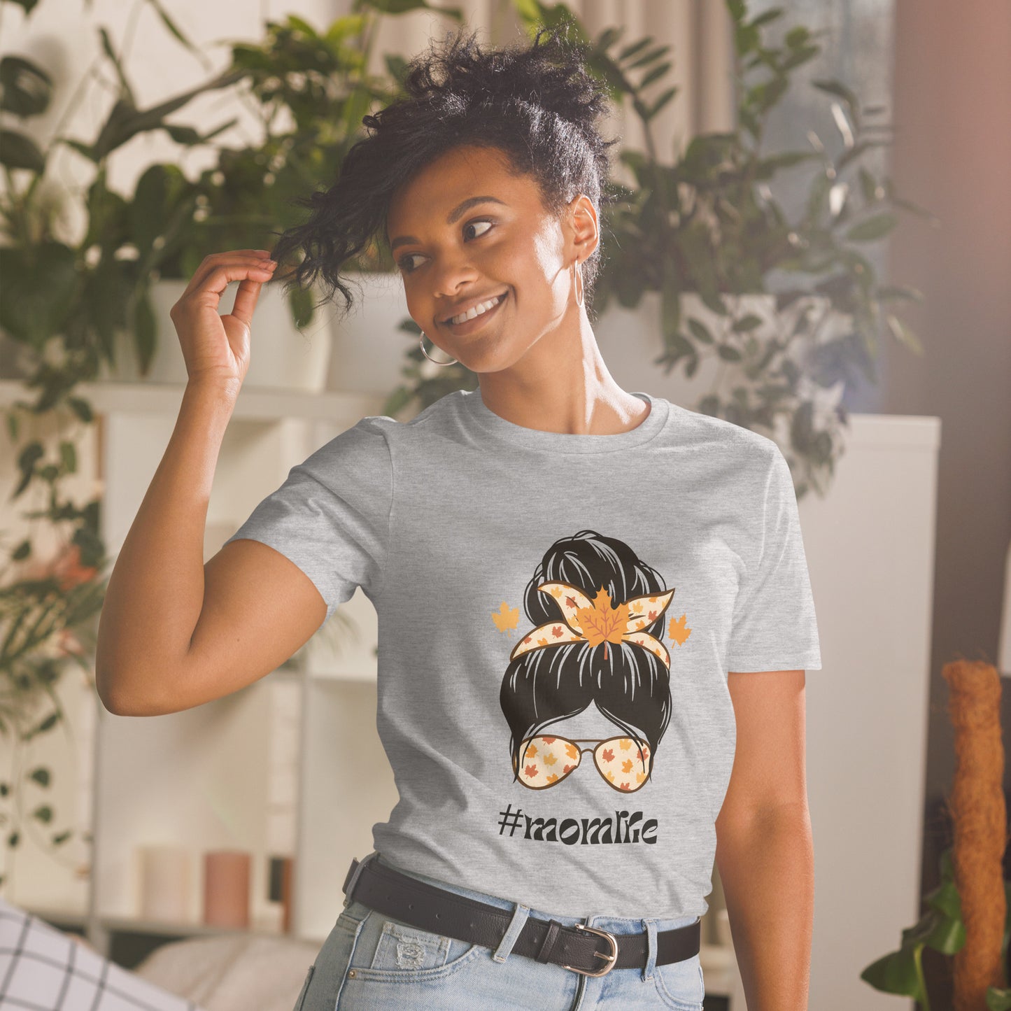 Queens MomLife T-Shirt