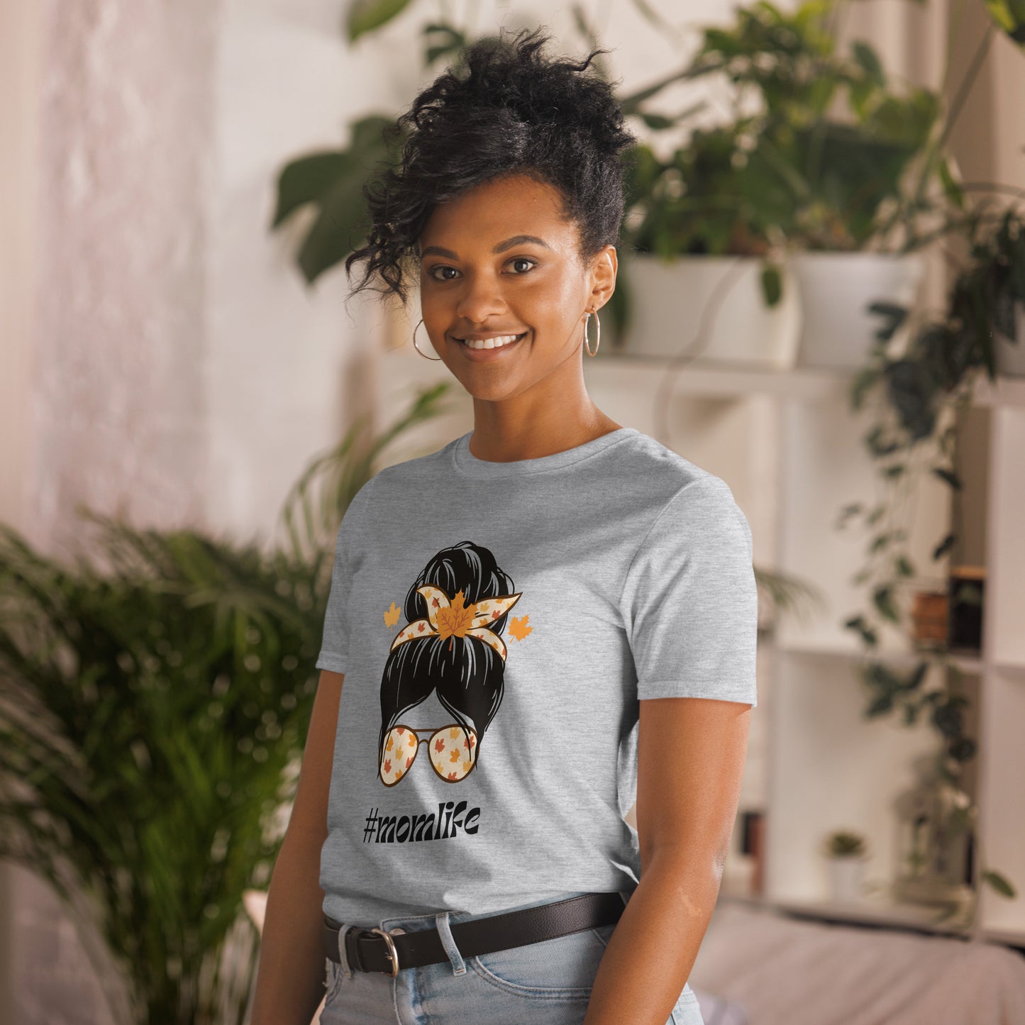 Queens MomLife T-Shirt
