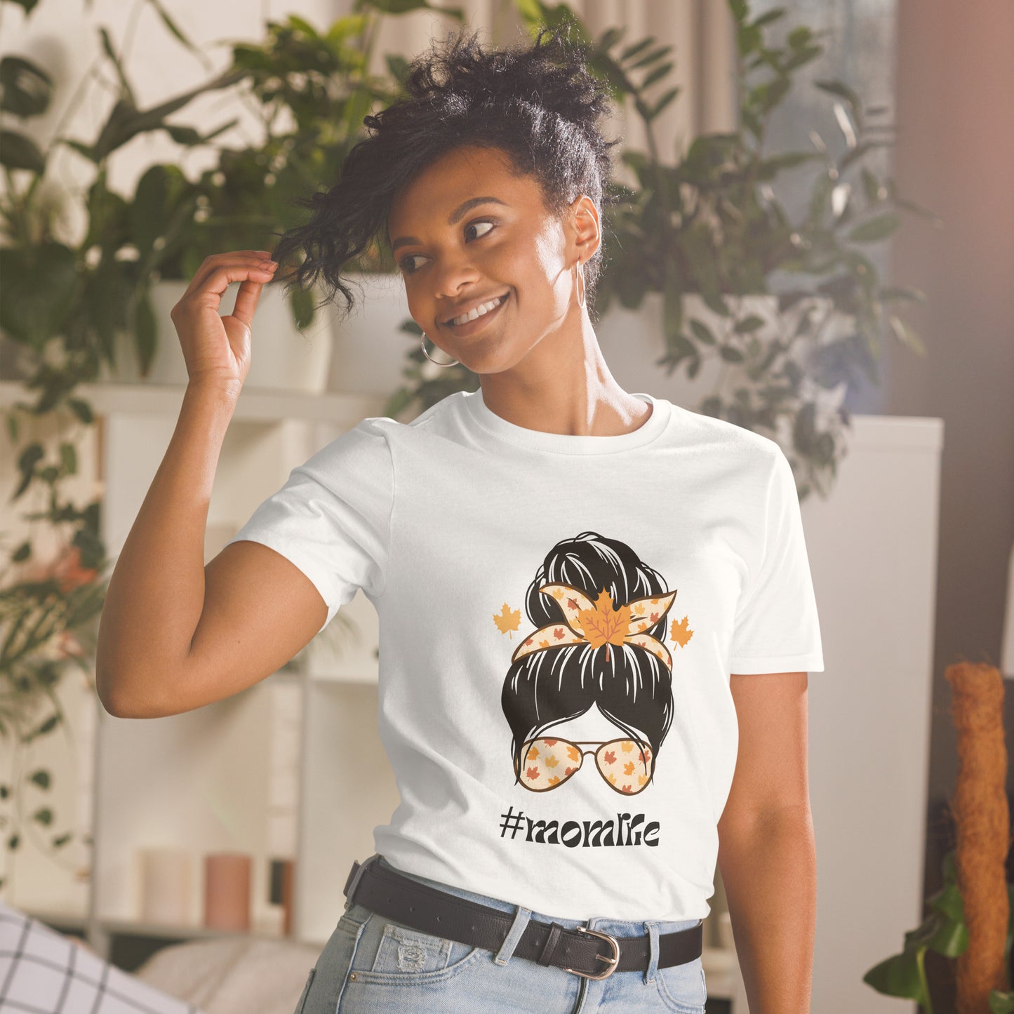 Queens MomLife T-Shirt