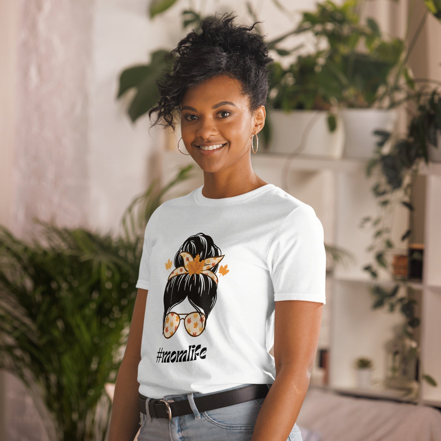 Queens MomLife T-Shirt